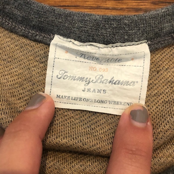 TOMMY BAHAMA long sleeve pull over - Picture 4 of 5